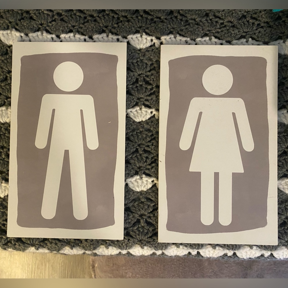 Wall hangings (bathroom signs)